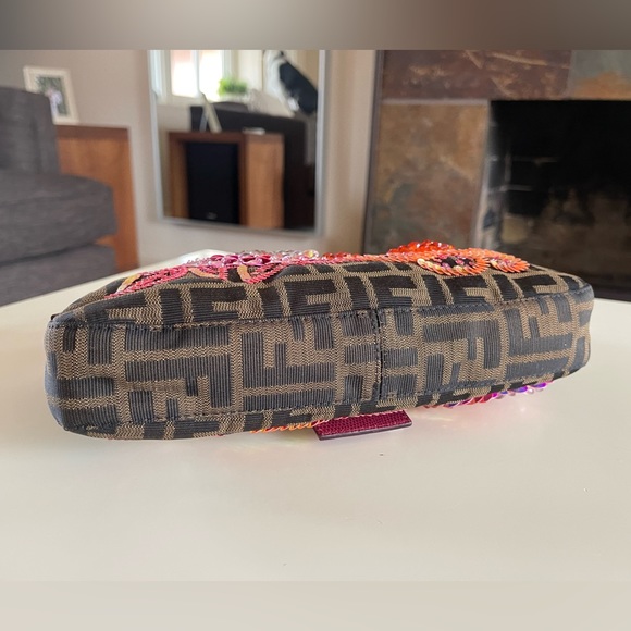 SOLD - Incredibly Rare Vintage Fendi Beaded Sequin Swirl Zucca Baguette - Picture 10 of 17